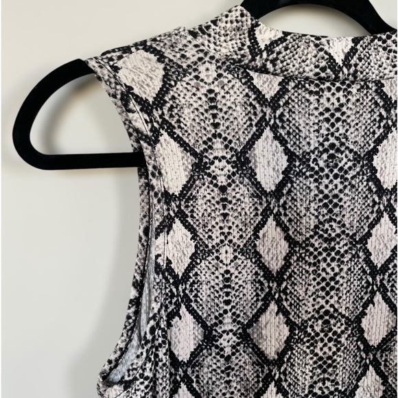 Caution to the Wind Snake Print Sleeveless Midi Sheath Dress with Turtleneck - S - Picture 4 of 8